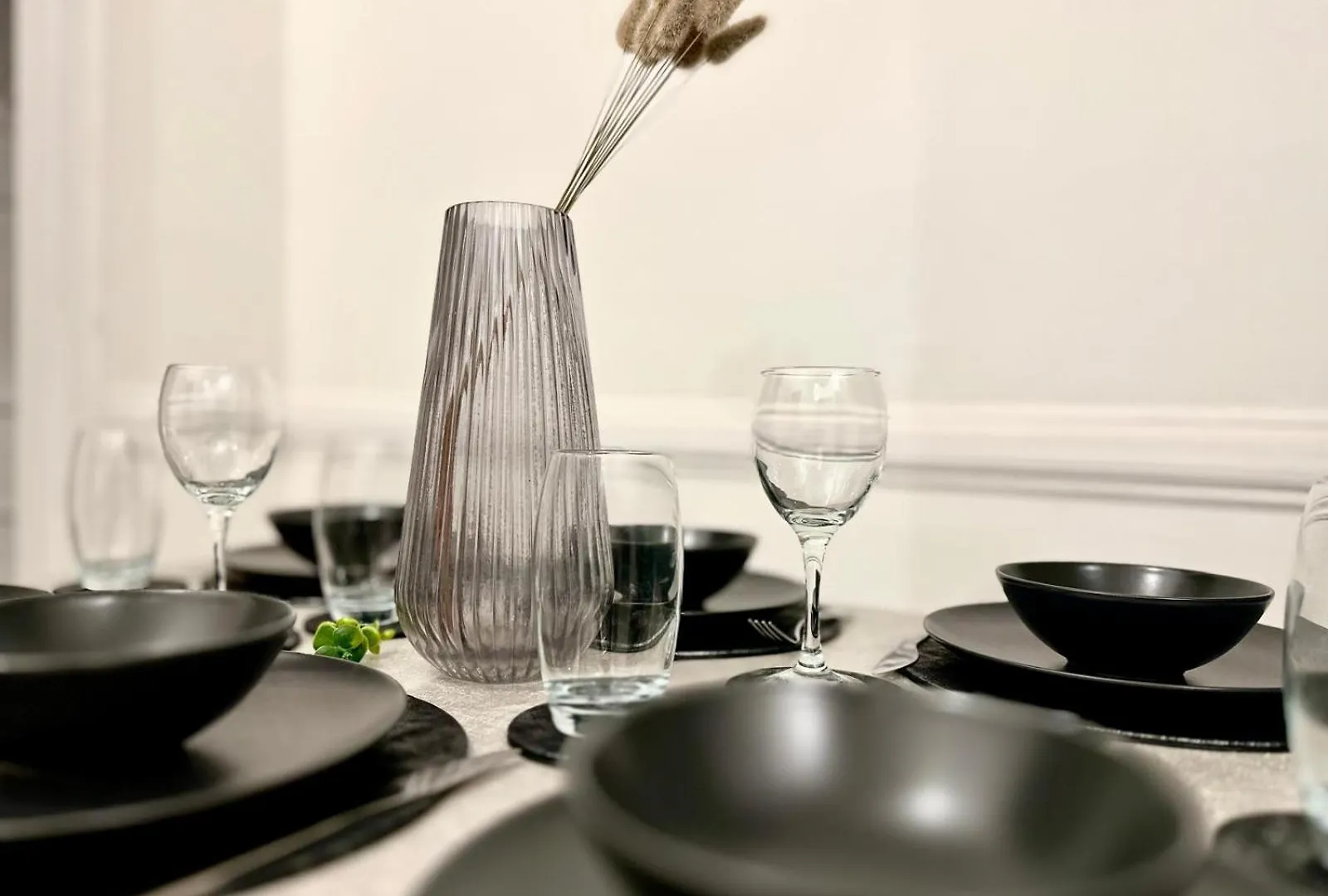 Serviced 4 Bed 2 Bath Manor Park House London 0*,  United Kingdom
