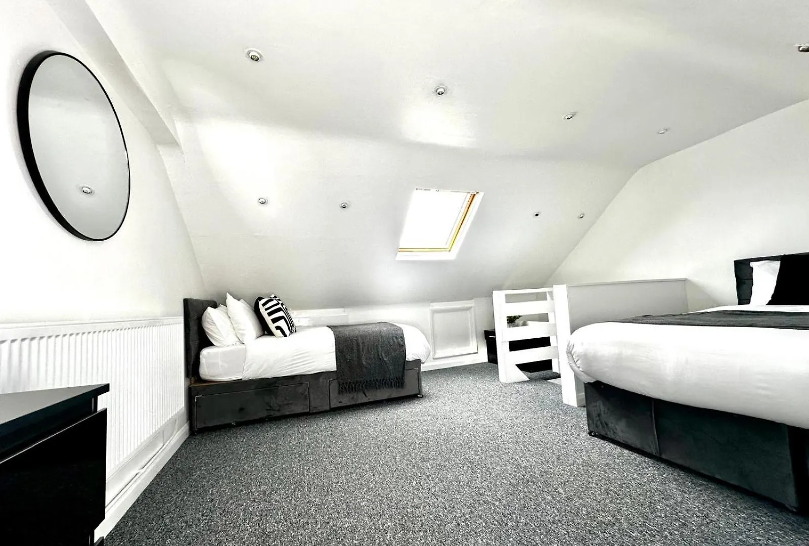 Apartment Serviced 4 Bed 2 Bath Manor Park House London
